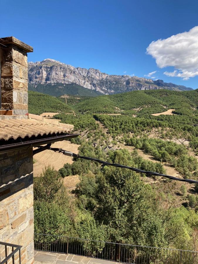 Vistas A La Montana En Un Pueblo Con Encanto. El Pueyo de Araguás Eksteriør bilde